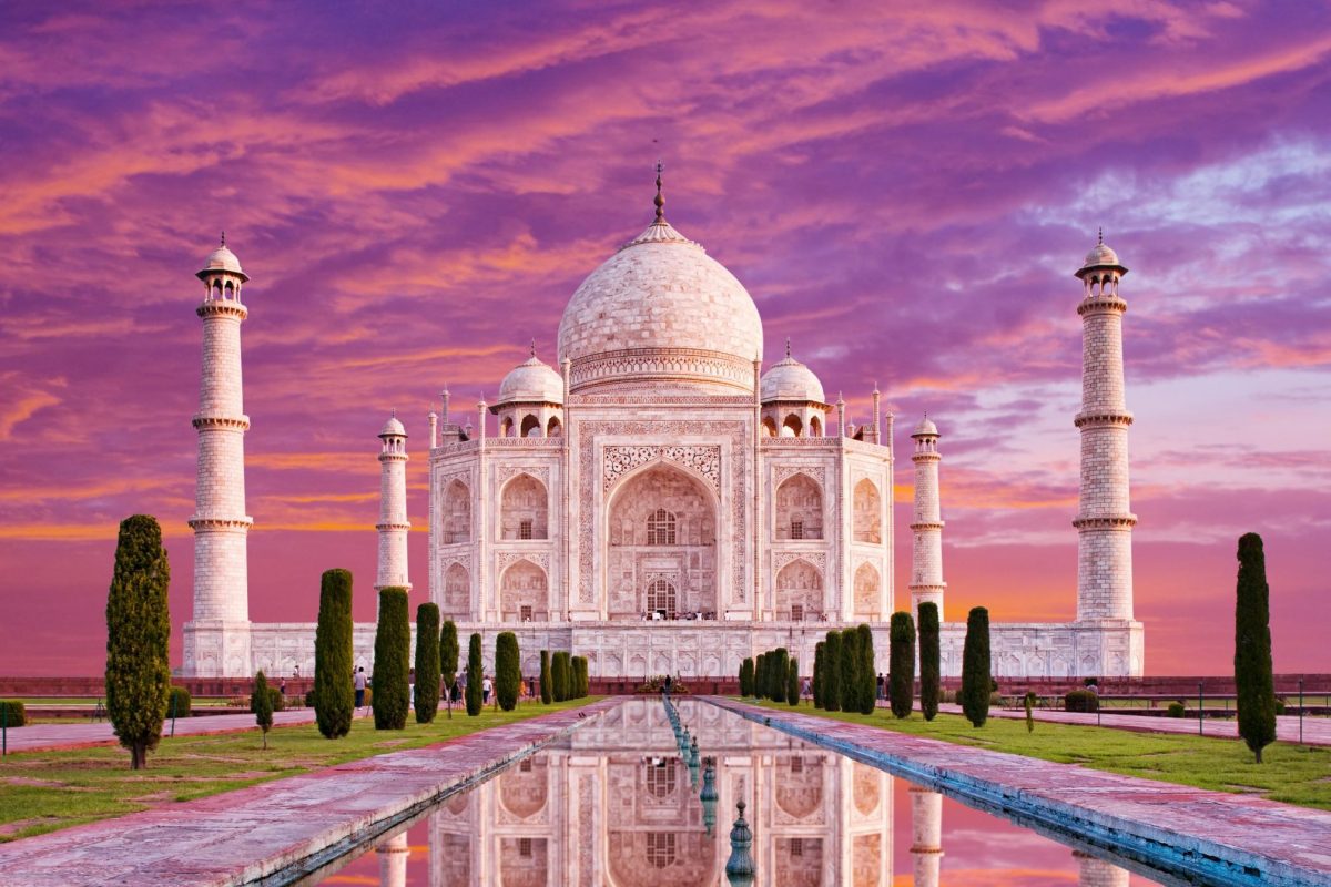 GettyImages-TajMahal-tourdulichandotrongoi2025