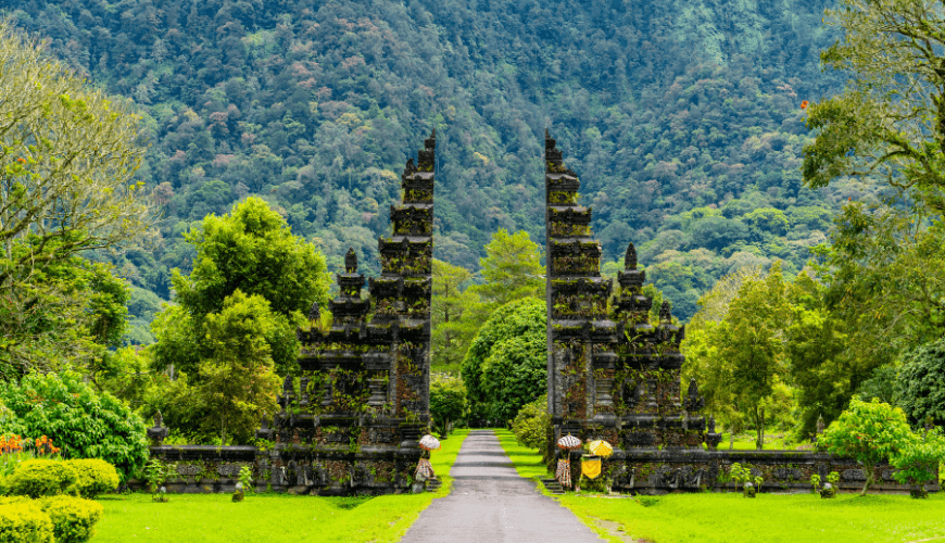 bali-gate-of-heaven_dulichindonesia