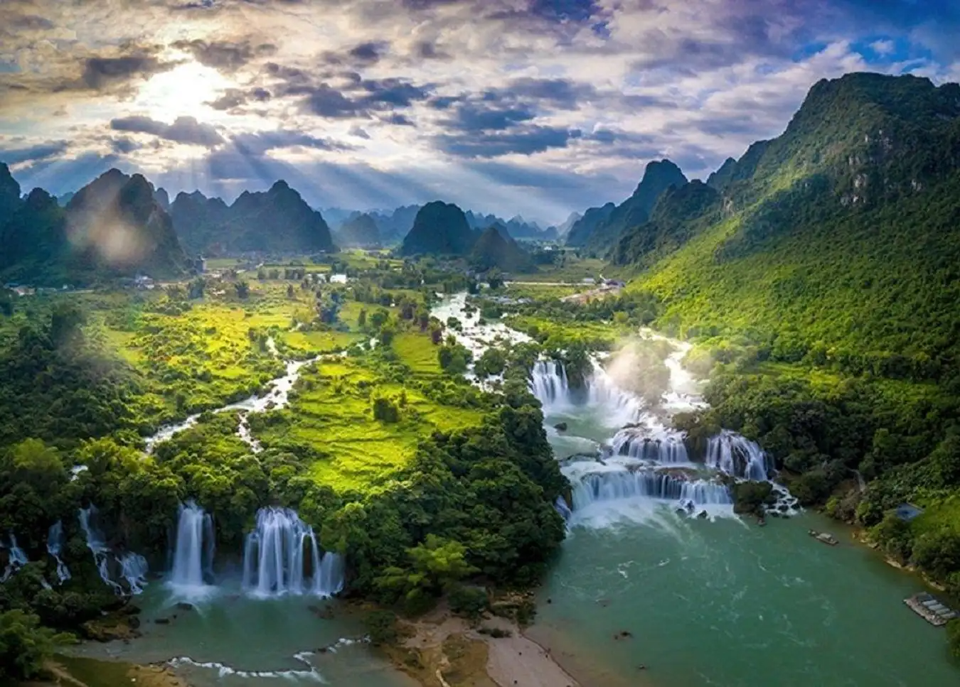 tou-du-lich-cao-bang-hanoigreentour-thacbandoc