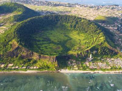 Nui-lua-Gieng-Tien-dao-li-son_dulichhe2025