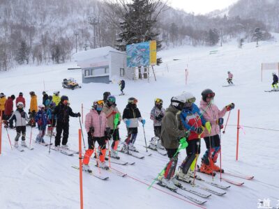 Skiing_In_Hokkaido